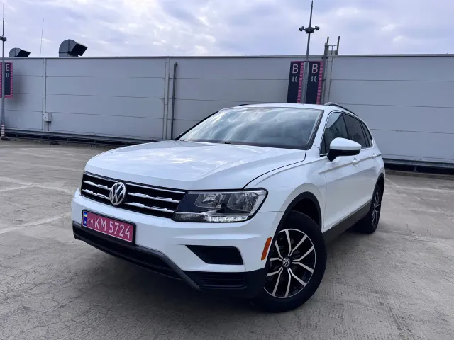 Volkswagen Tiguan - фото 1