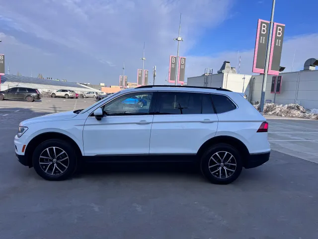 Volkswagen Tiguan - фото 3