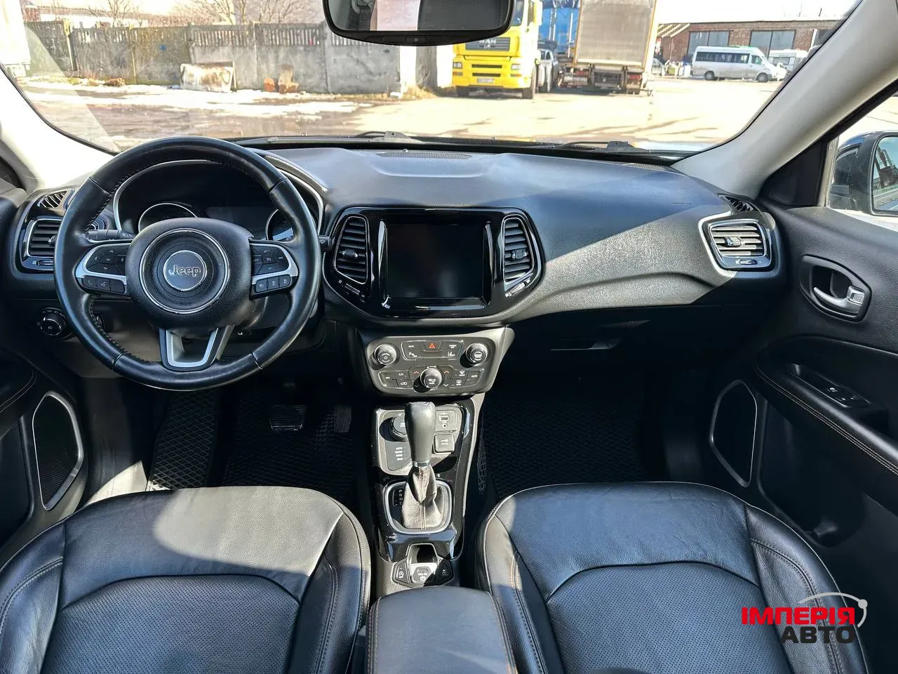 Jeep Compass - фото 8