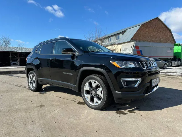Jeep Compass - фото 3