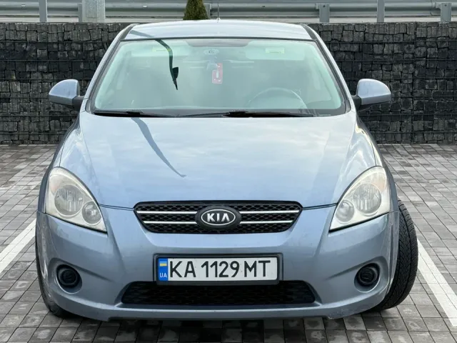 Kia Ceed - фото 2