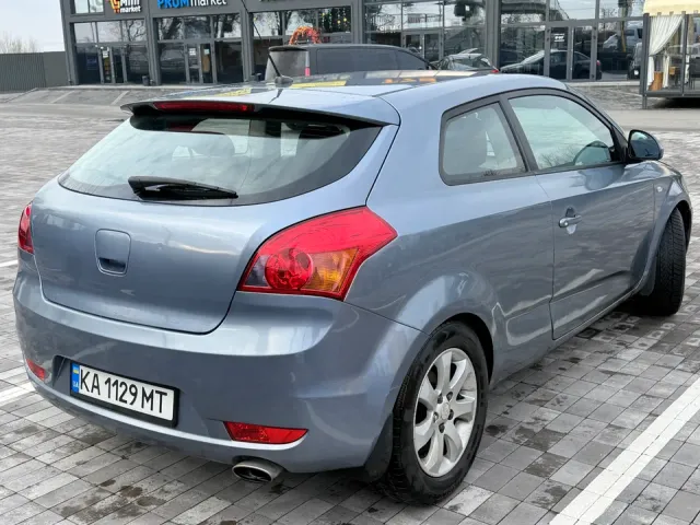 Kia Ceed - фото 5