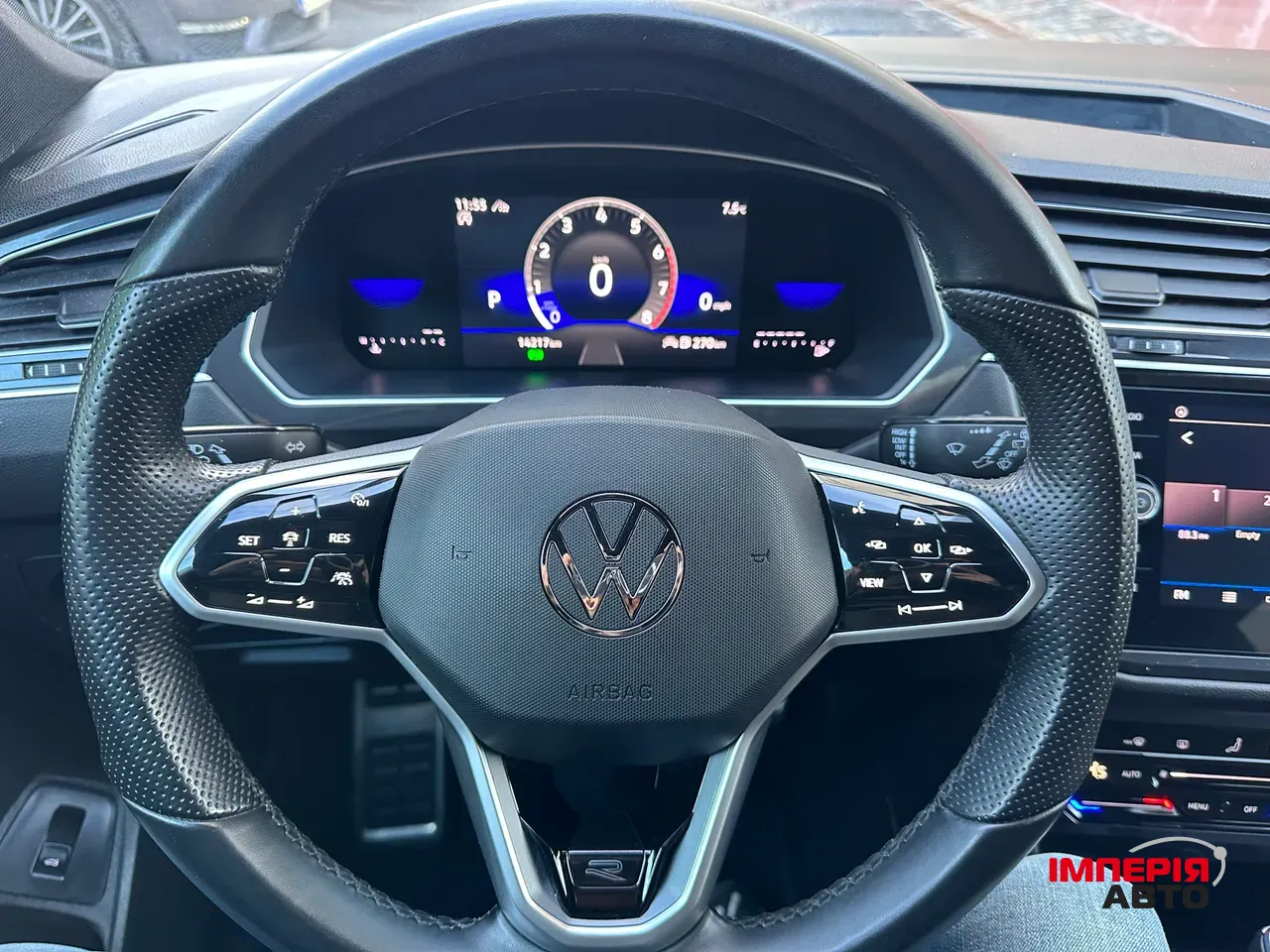 Volkswagen Tiguan - фото 19