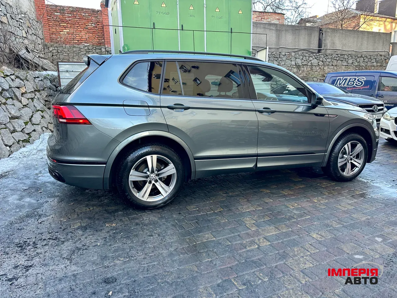 Volkswagen Tiguan - фото 5