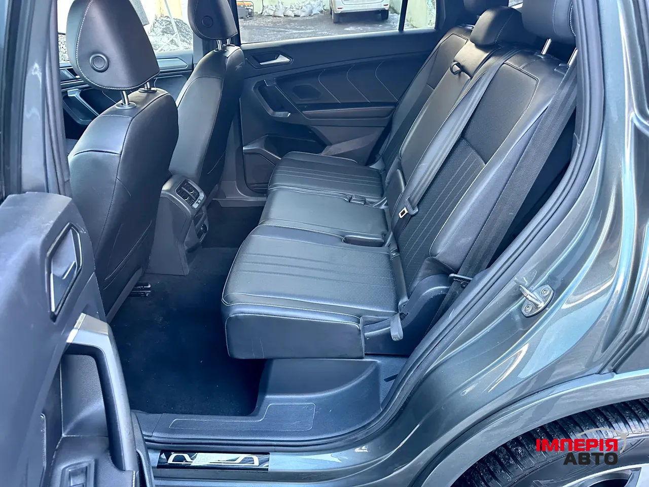 Volkswagen Tiguan - фото 29