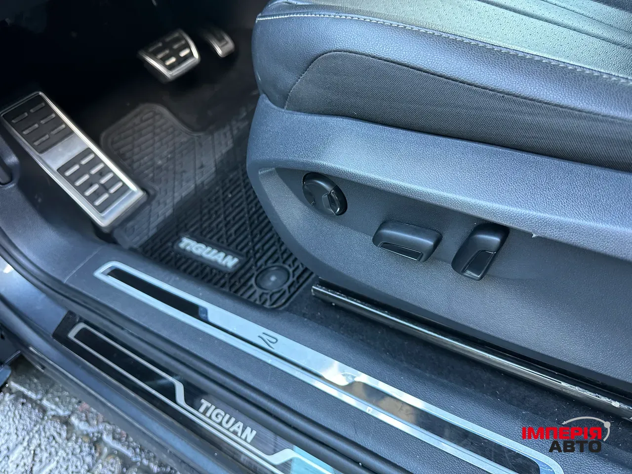 Volkswagen Tiguan - фото 23