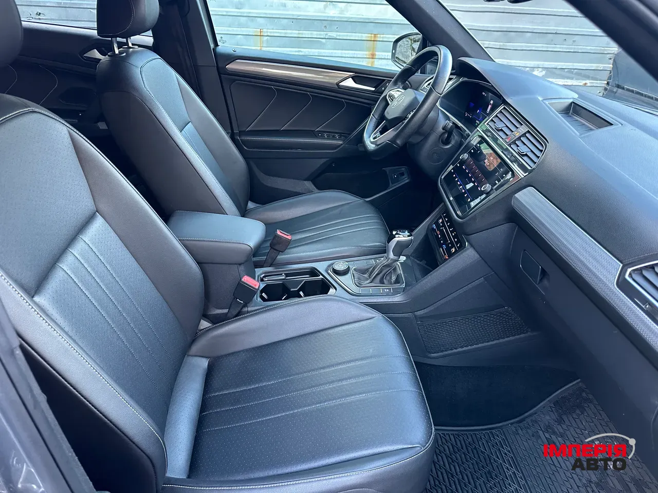 Volkswagen Tiguan - фото 26