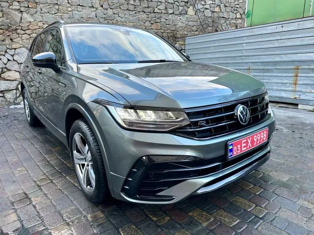 Volkswagen Tiguan - фото 1