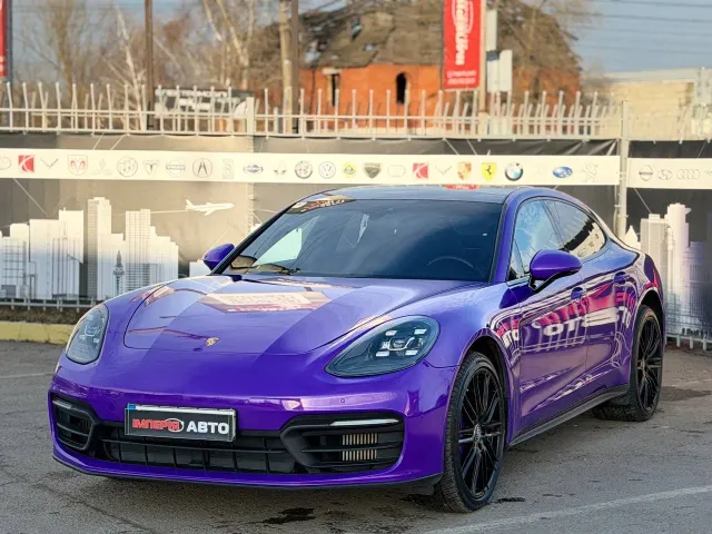 Porsche Panamera - фото 1