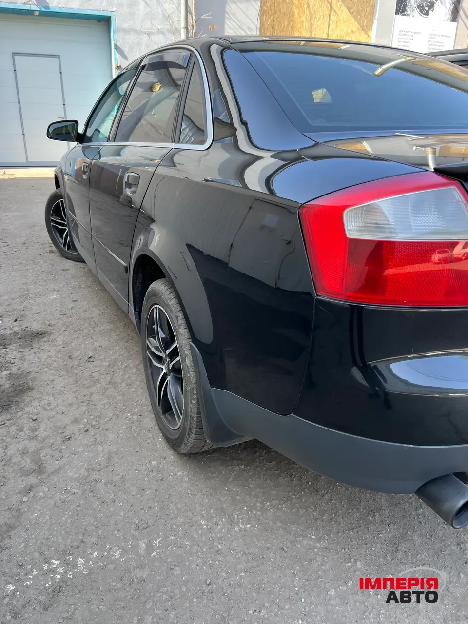 Audi A4 - фото 3