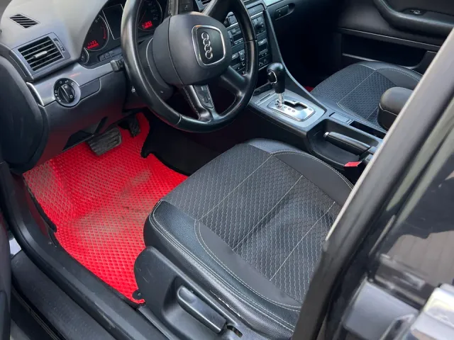 Audi A4 - фото 5