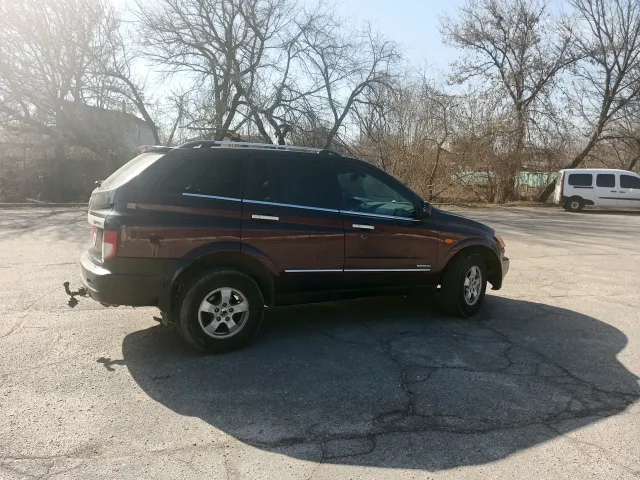 SsangYong Kyron - фото 2