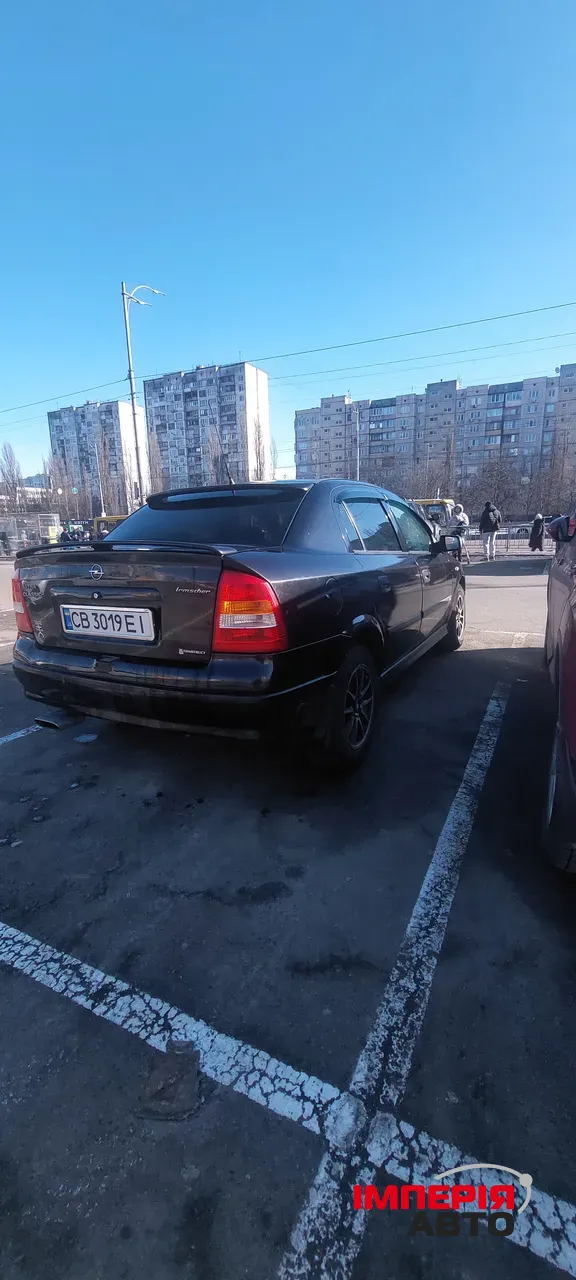 Opel Astra - фото 4