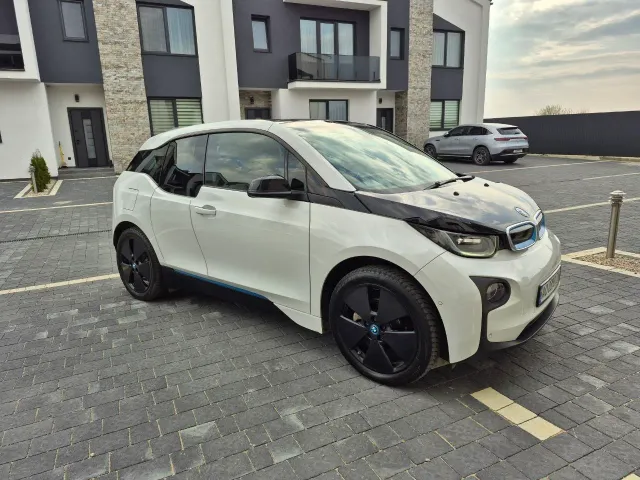 BMW i3 - фото 3