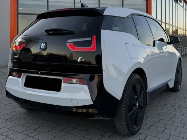 BMW i3 - фото 3