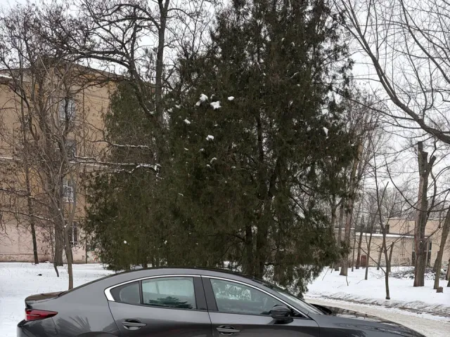 Mazda 3 - фото 2