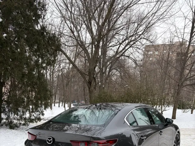 Mazda 3 - фото 3