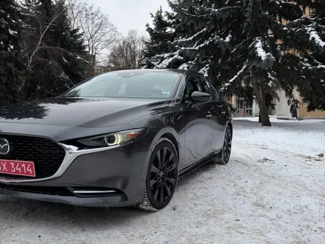 Mazda 3 - фото 1