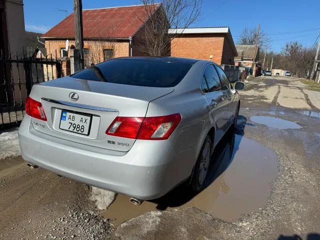 Lexus ES - фото 4