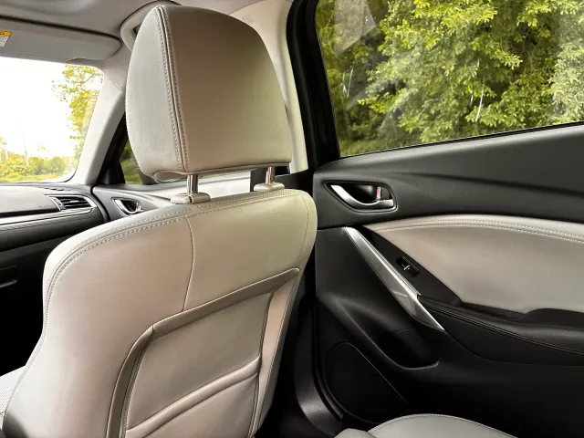 Mazda 6 - фото 4