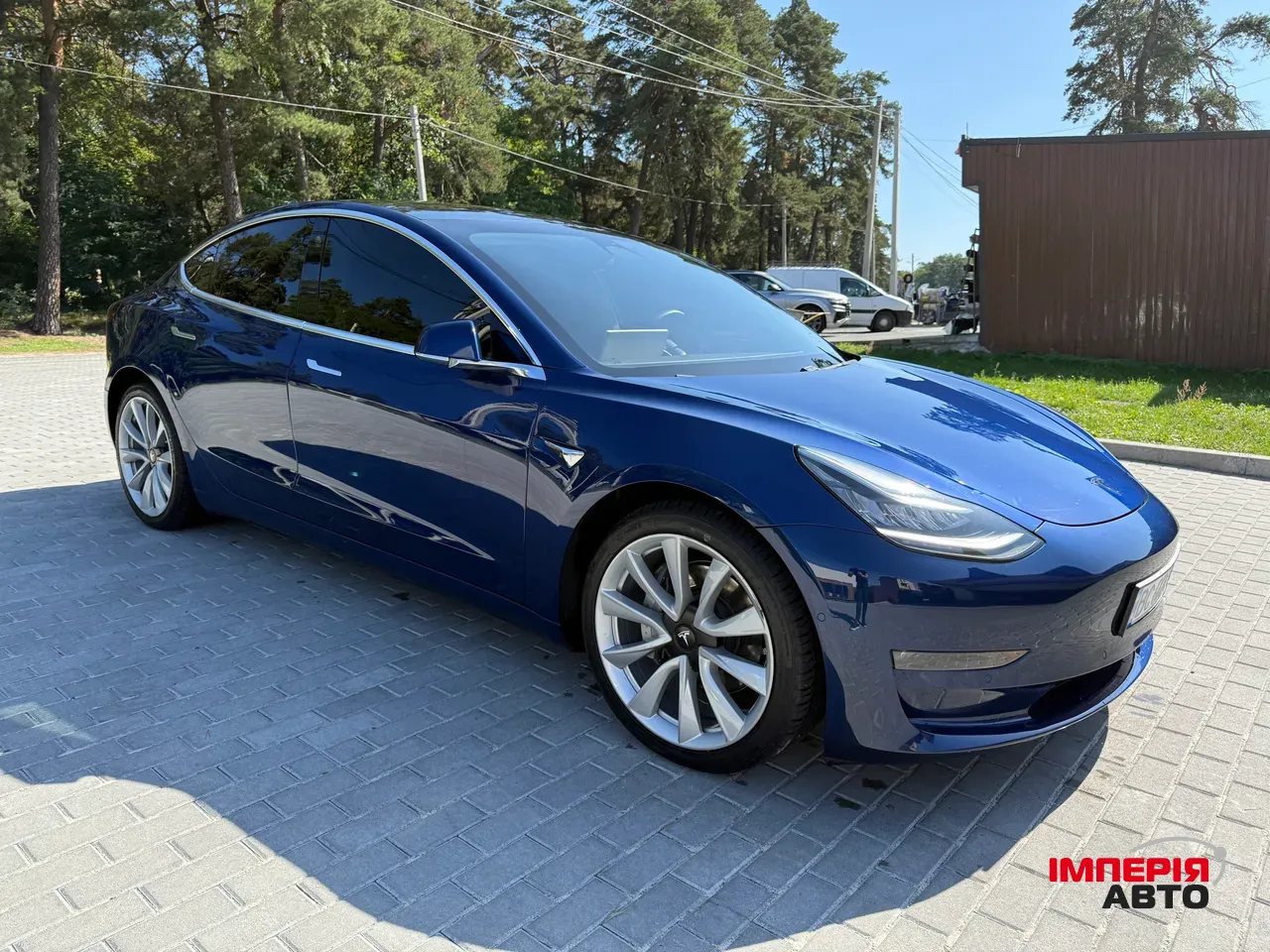 Tesla Model 3 - фото 8