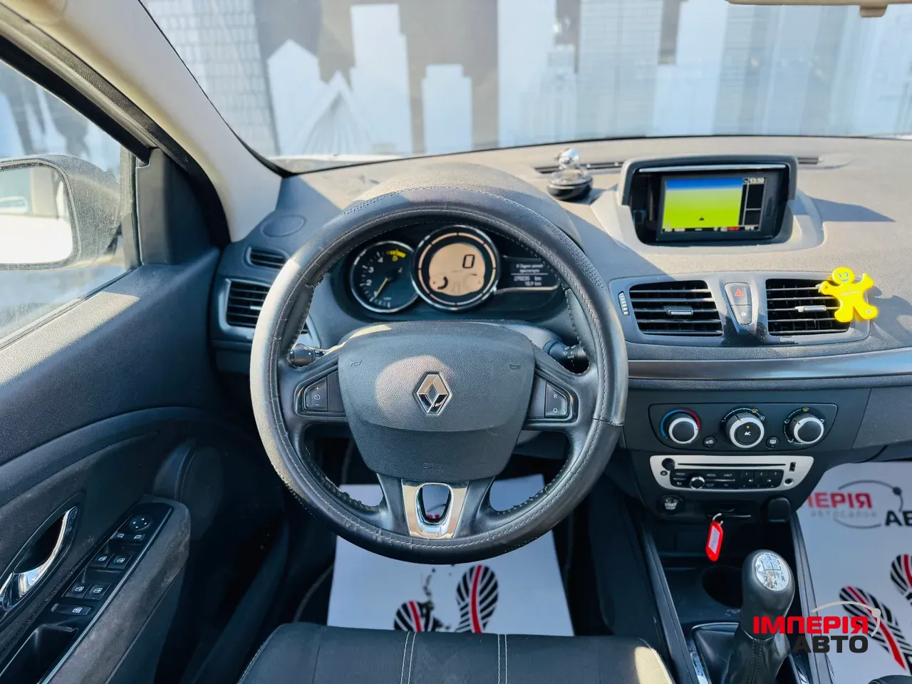 Renault Megane - фото 10