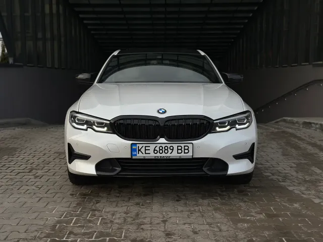 BMW 3 серії - фото 2