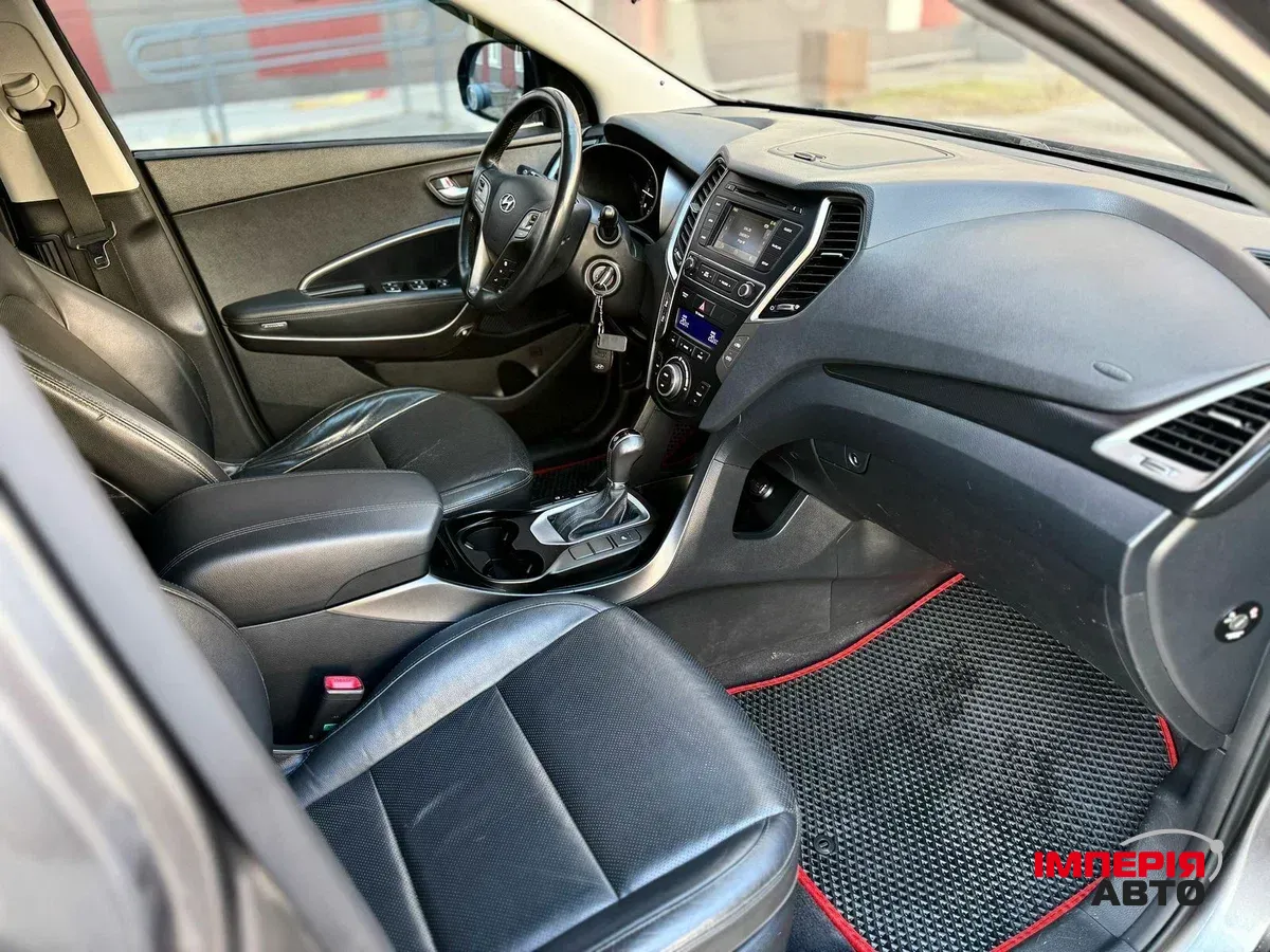Hyundai Santa Fe - фото 8