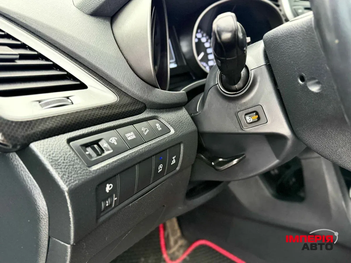 Hyundai Santa Fe - фото 9