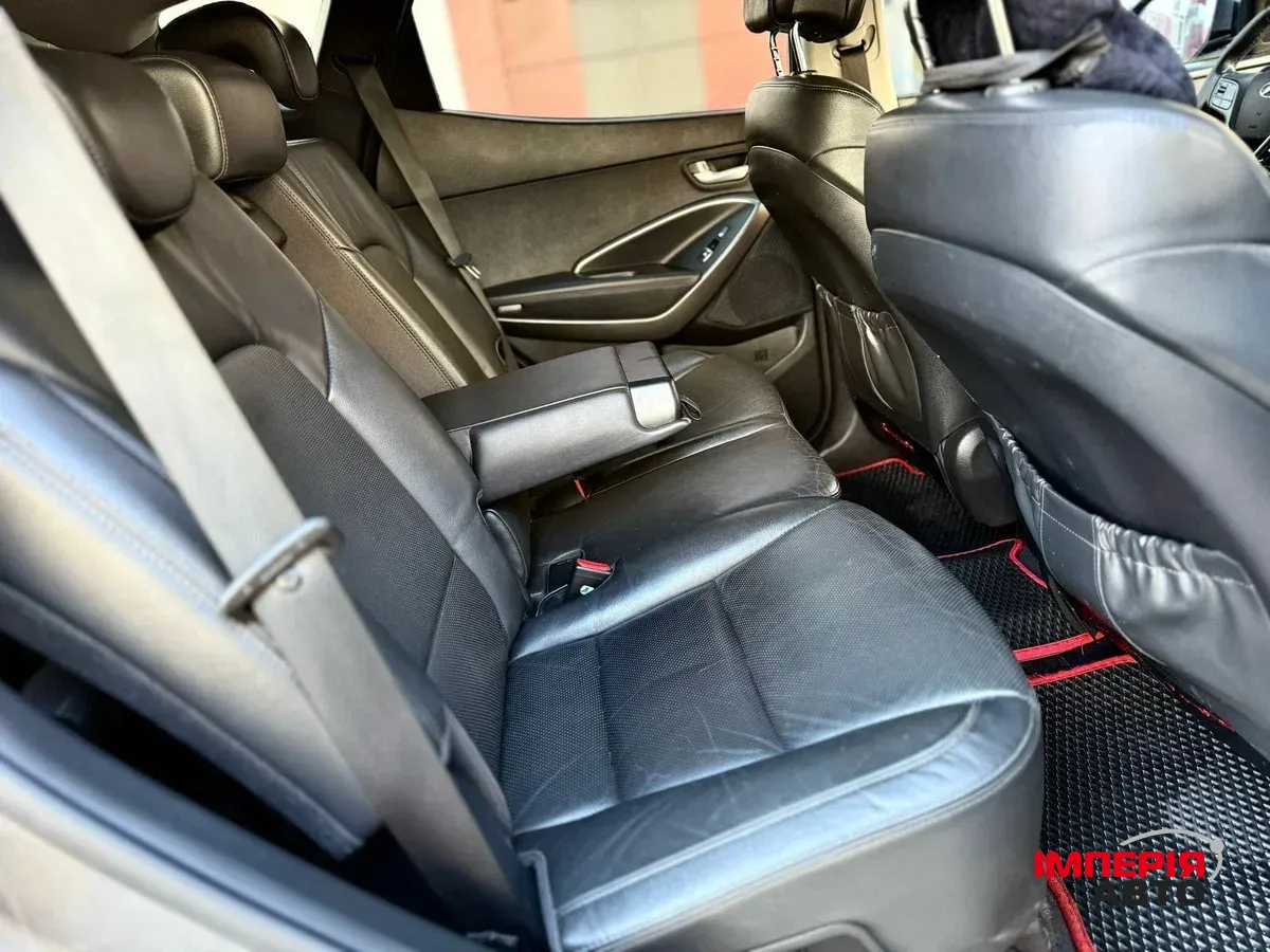 Hyundai Santa Fe - фото 11