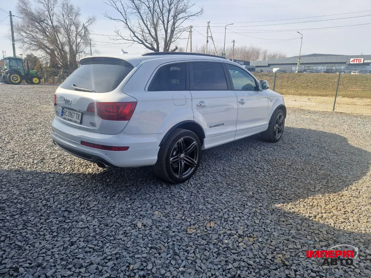 Audi Q7 - фото 10