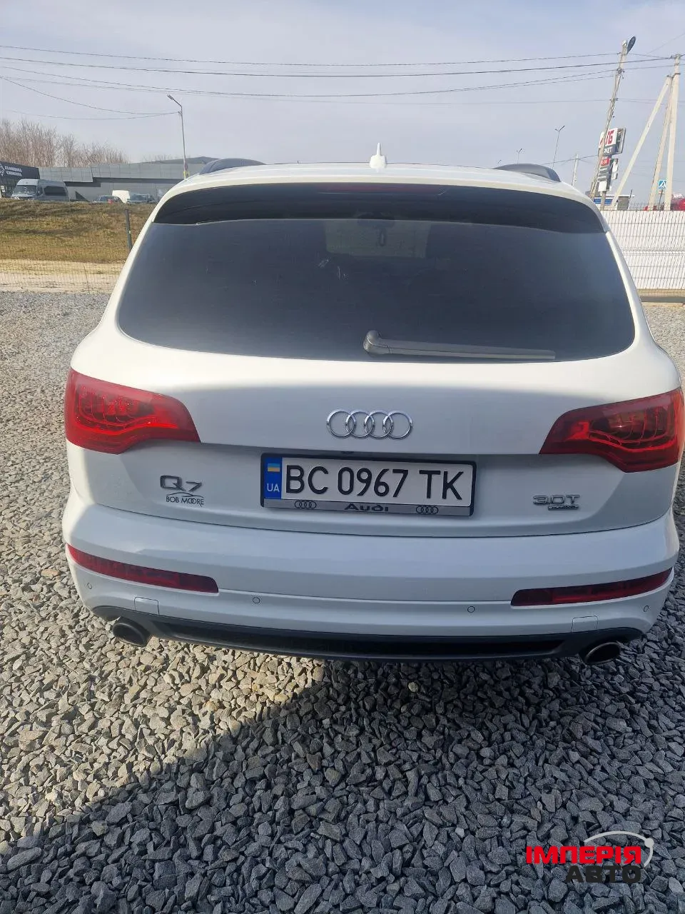 Audi Q7 - фото 11