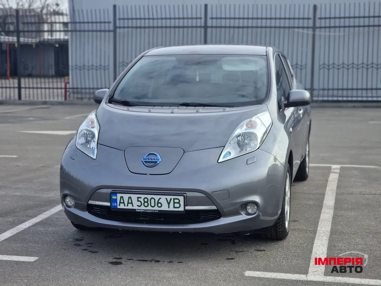 Nissan Leaf - фото 11