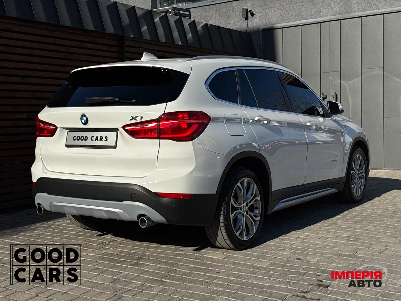 BMW X1 - фото 7