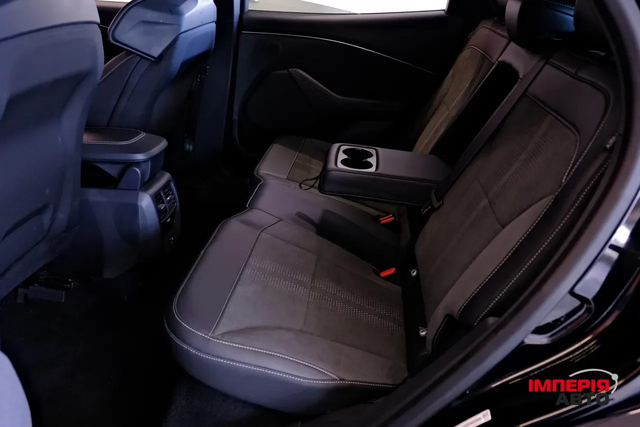 Ford Mustang Mach-E - фото 8