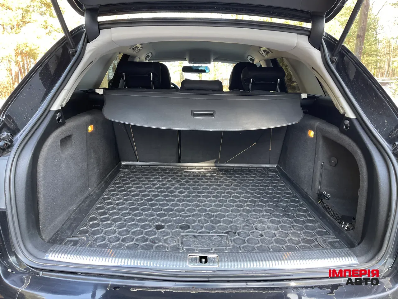 Audi A4 - фото 19