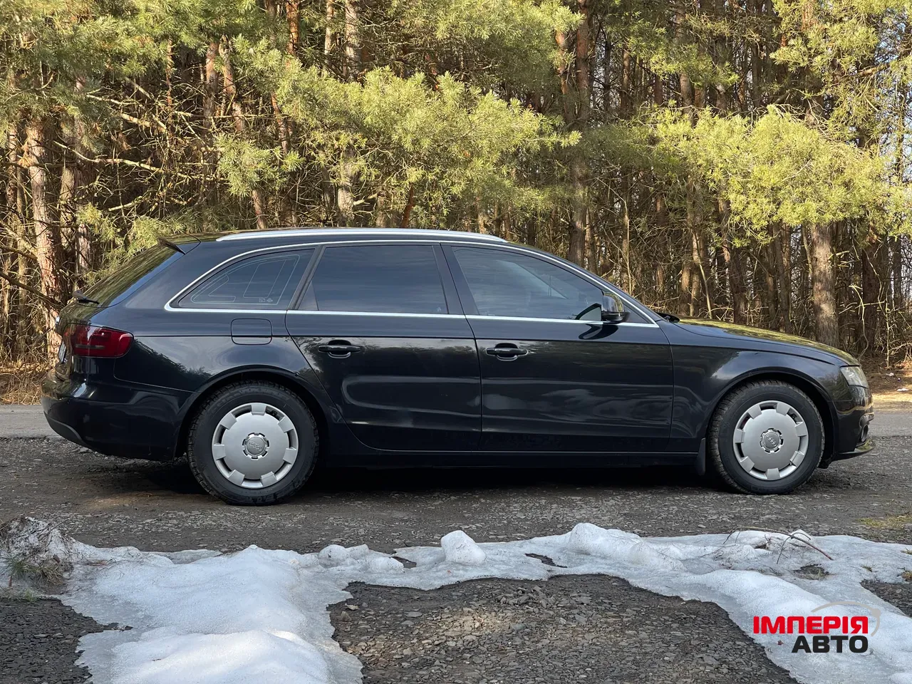 Audi A4 - фото 9