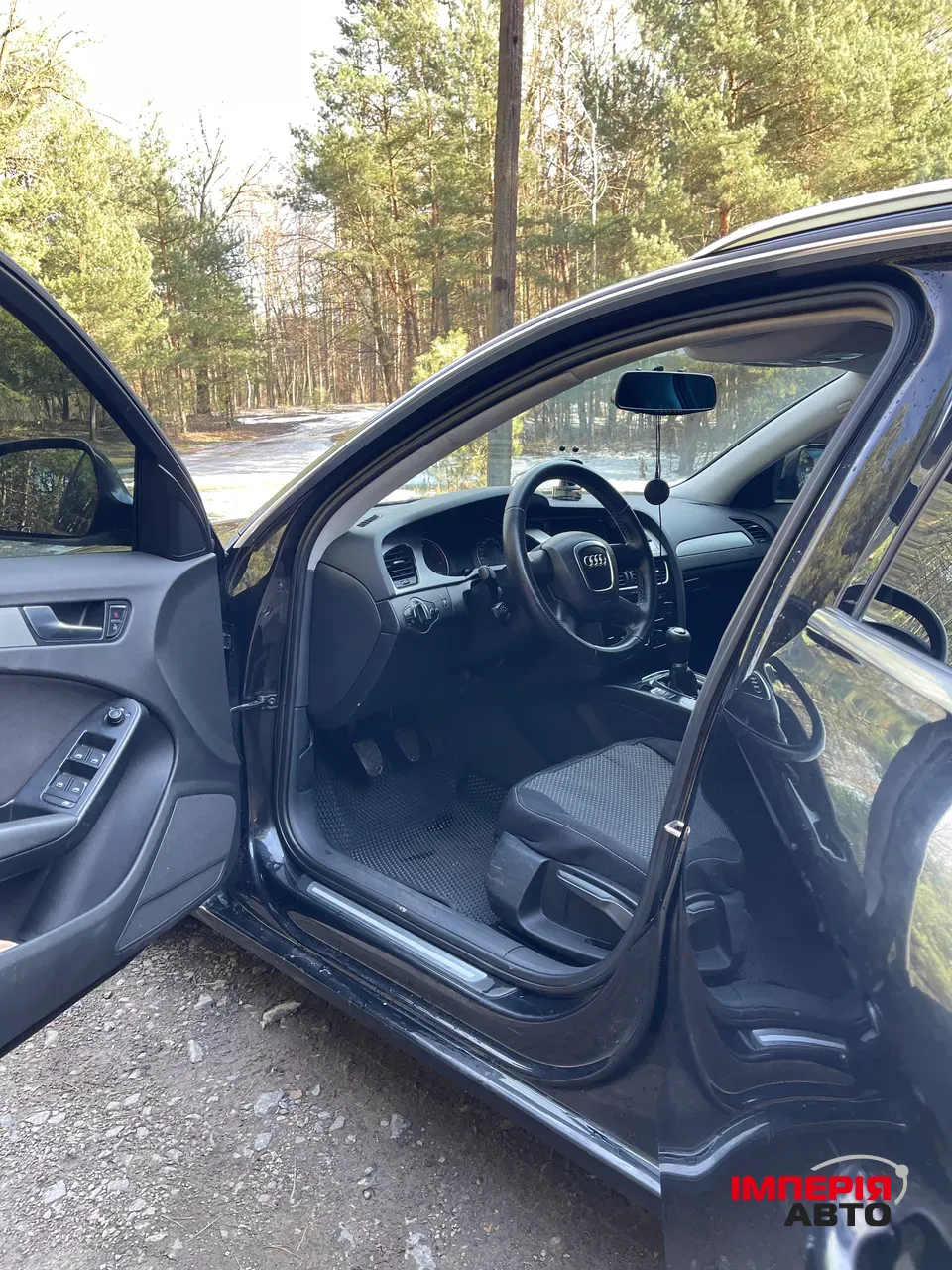 Audi A4 - фото 13