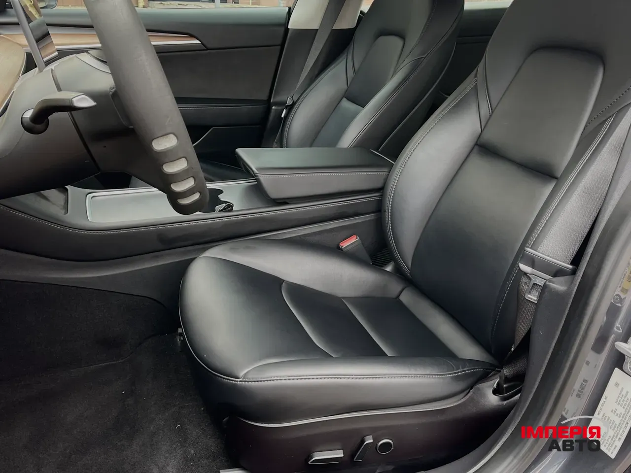 Tesla Model 3 - фото 16