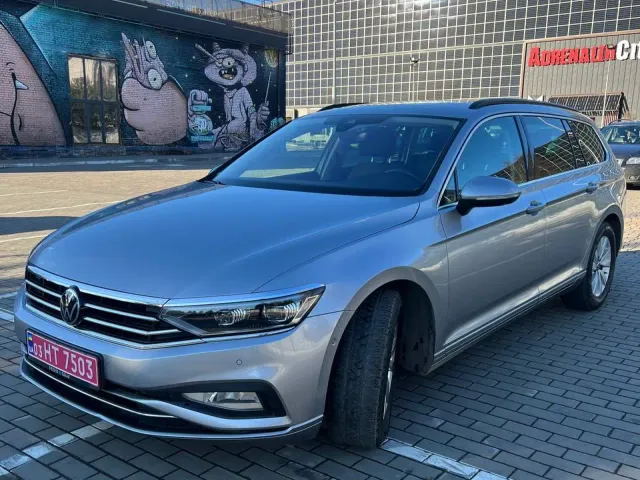 Volkswagen Passat - фото 3