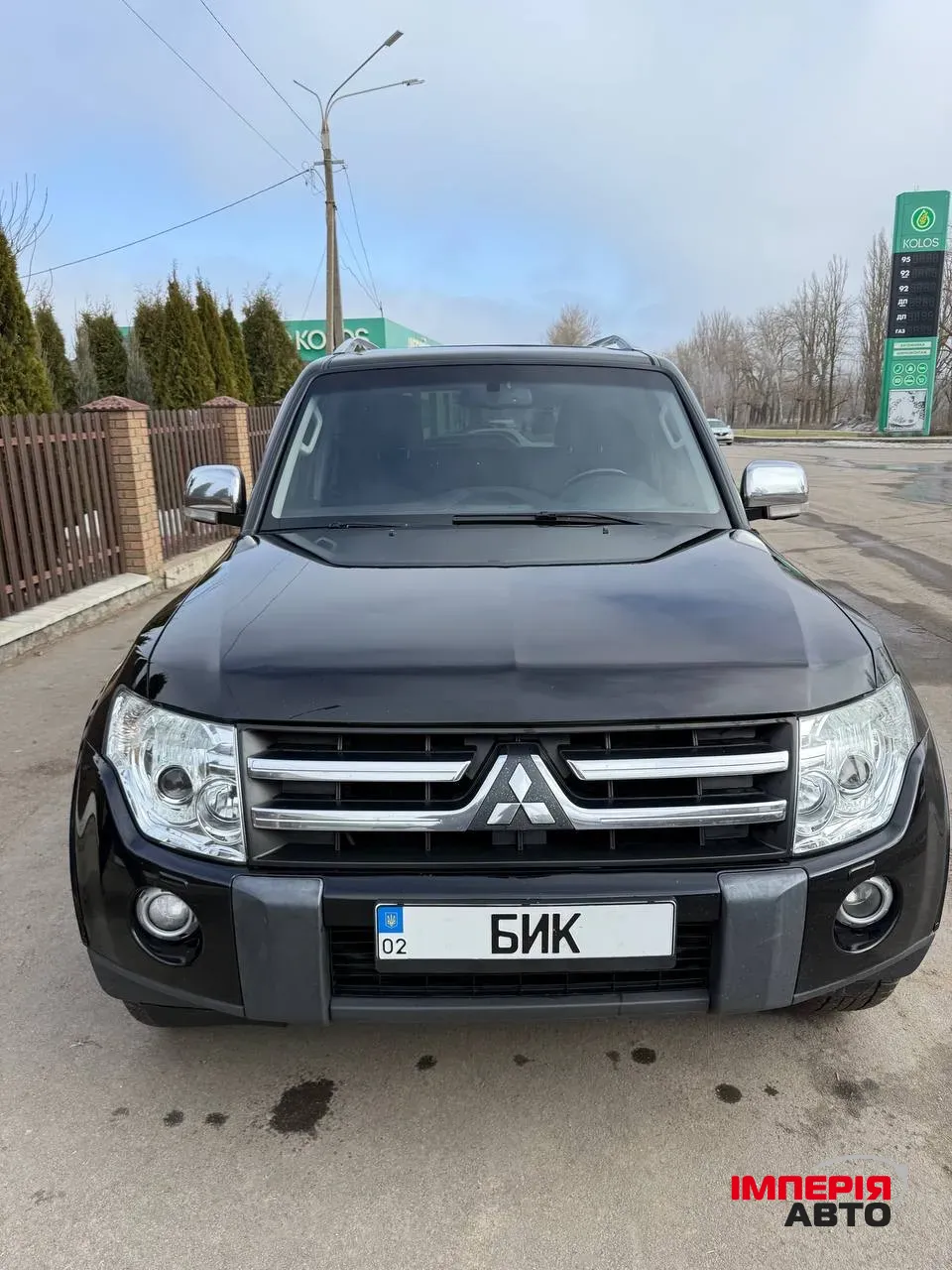 Mitsubishi Pajero - фото 1