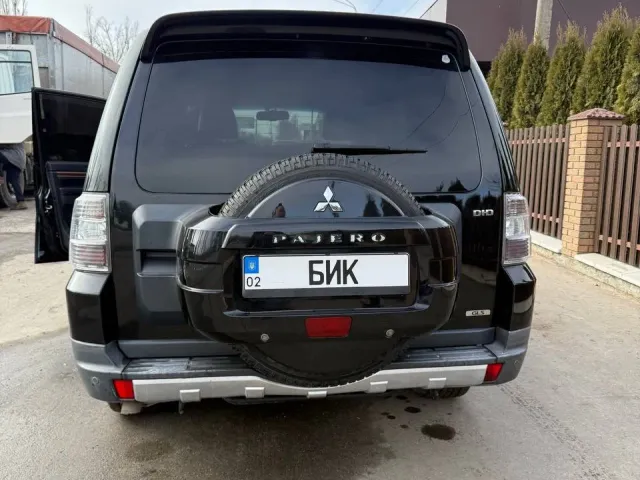 Mitsubishi Pajero - фото 5