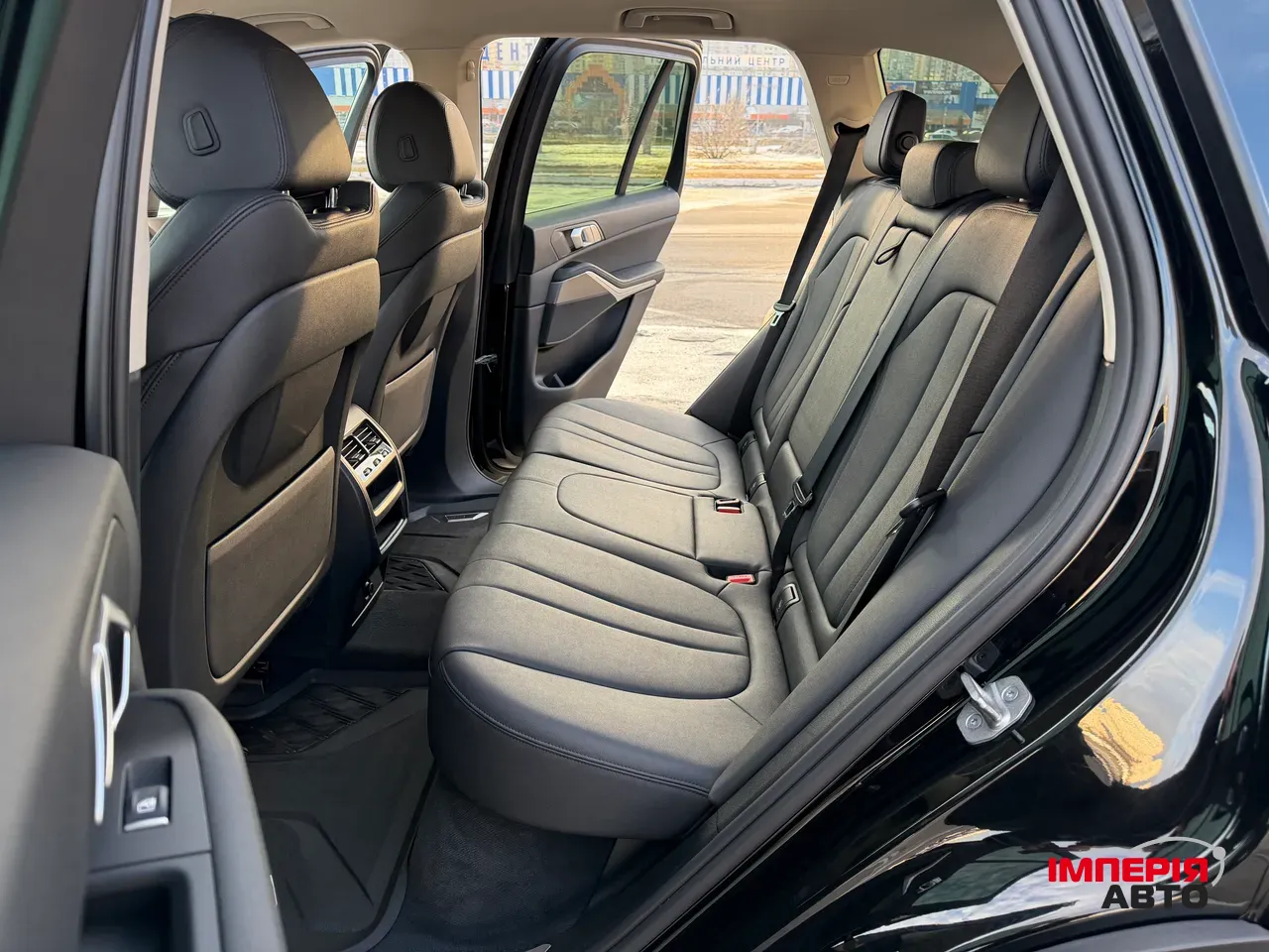 BMW X5 - фото 17