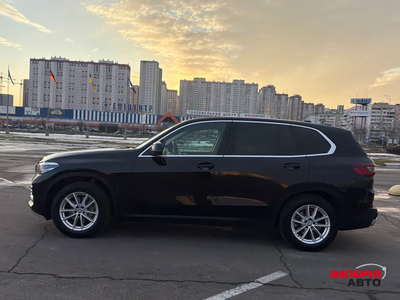 BMW X5 - фото 11