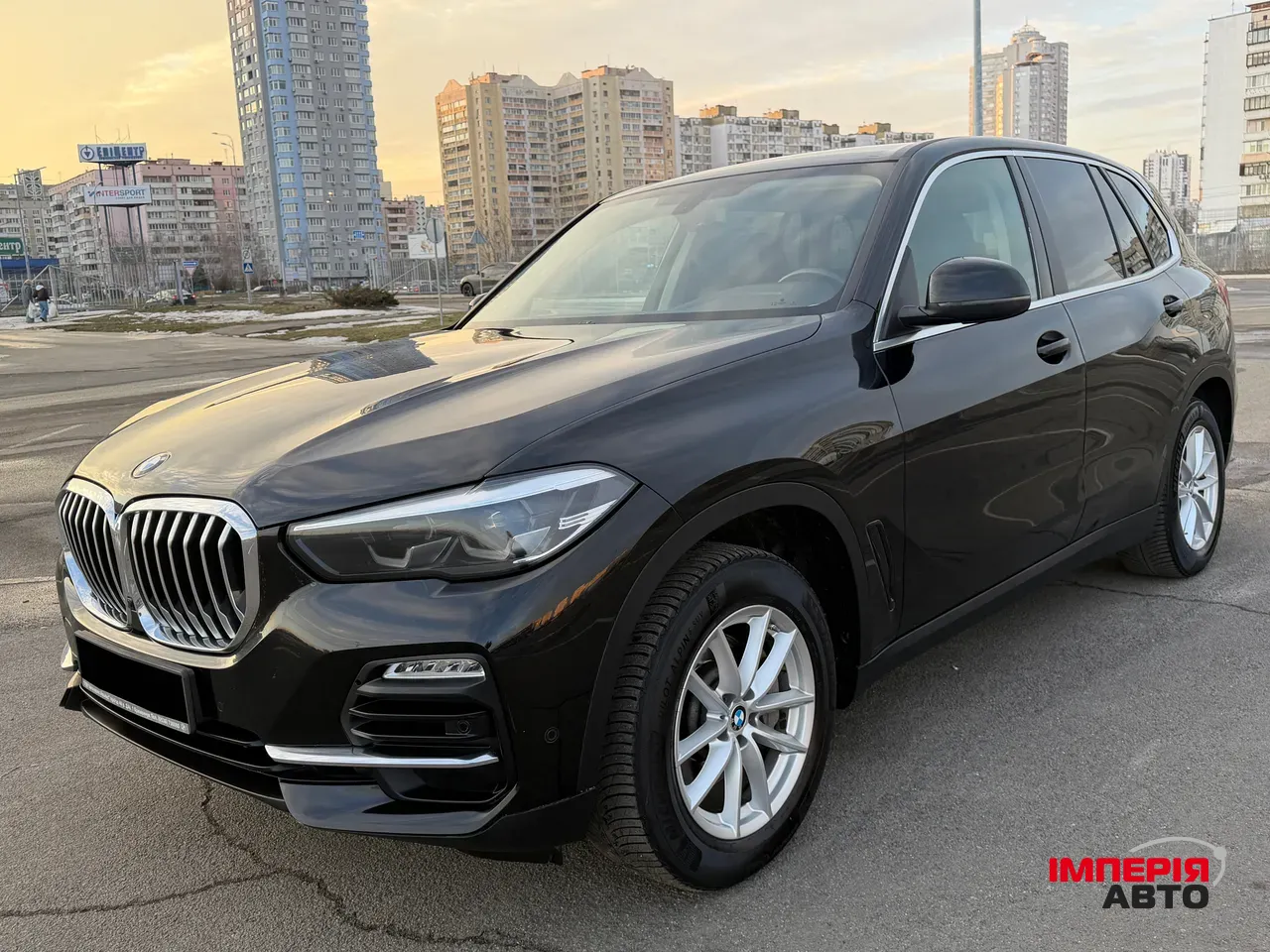 BMW X5 - фото 12