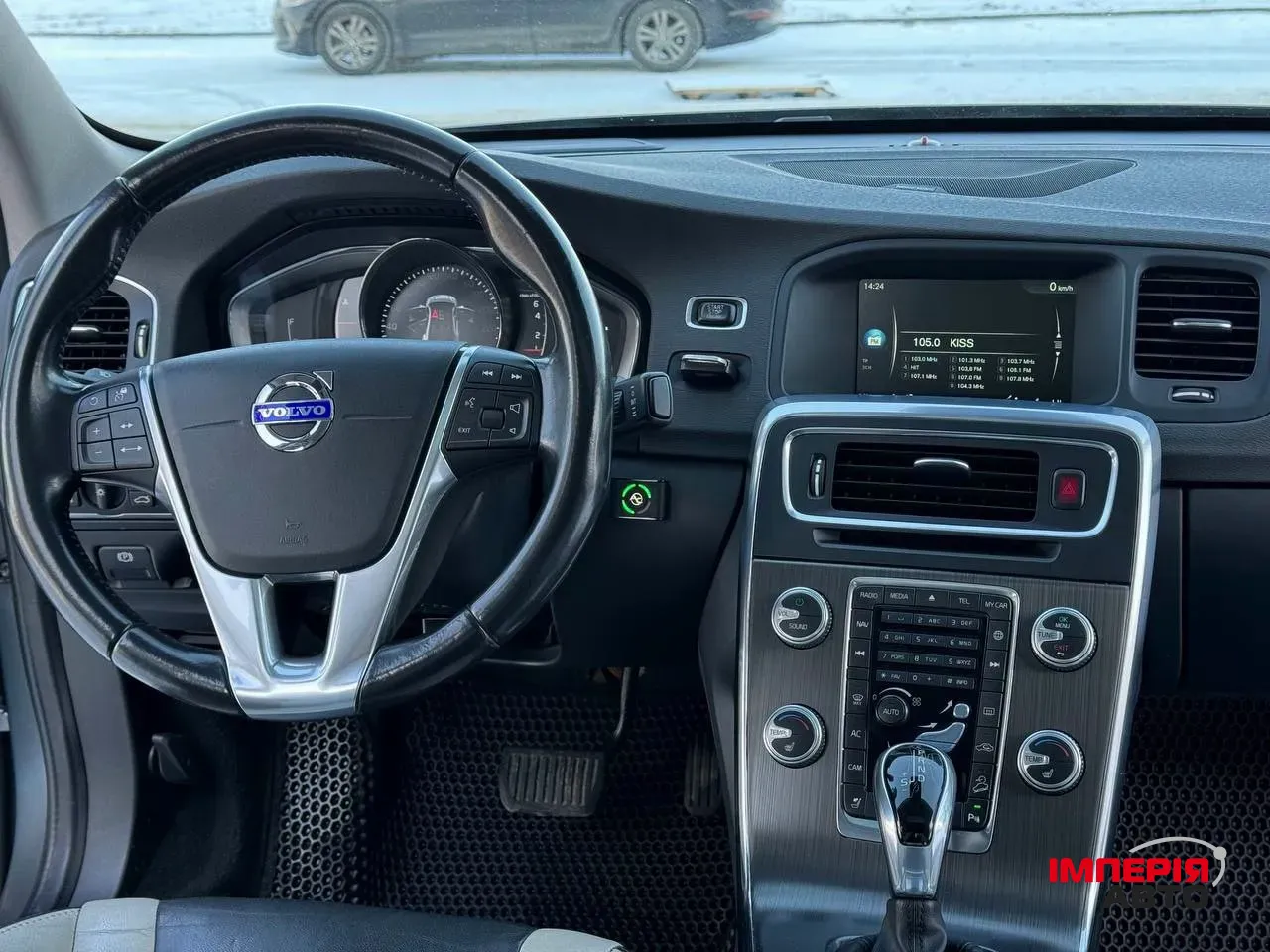 Volvo S60 Cross Country - фото 3