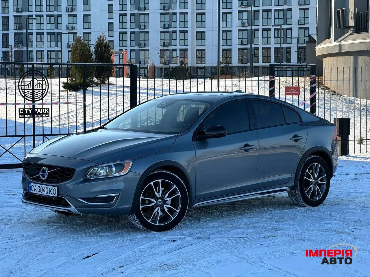 Volvo S60 Cross Country - фото 7