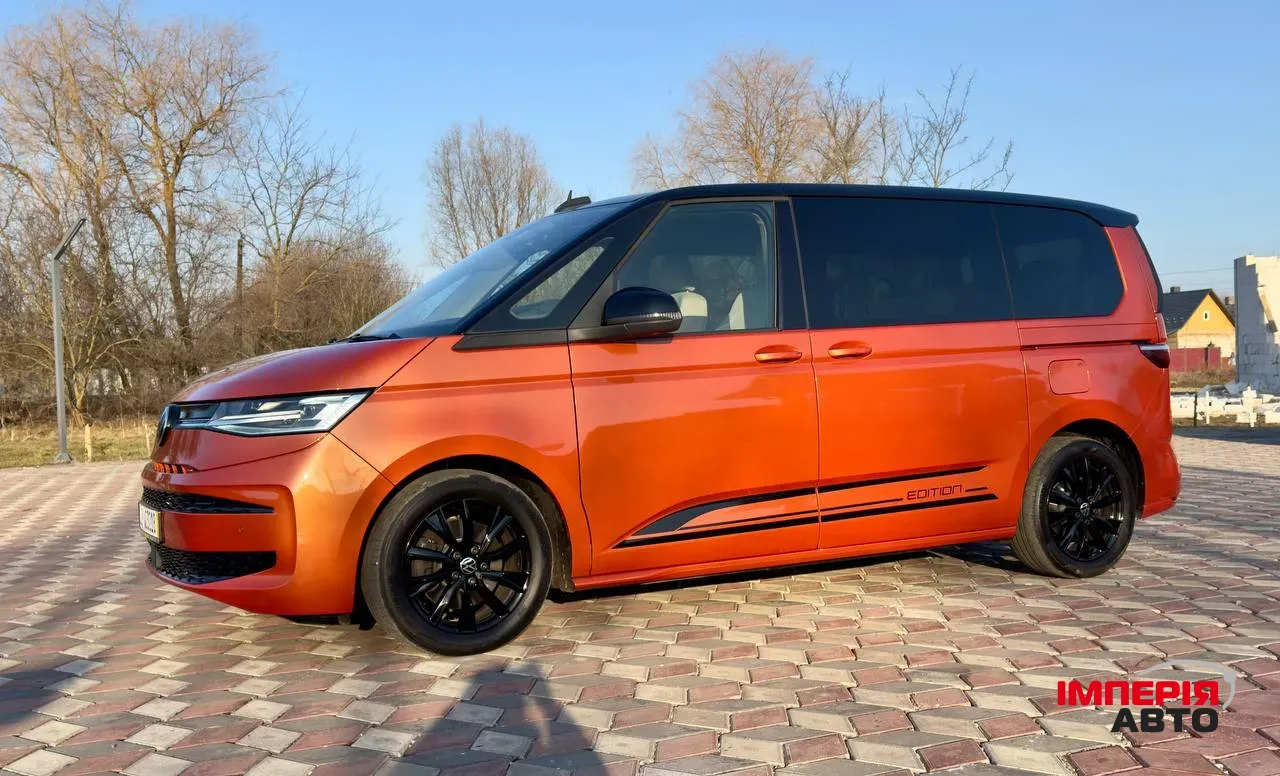 Volkswagen Multivan - фото 9