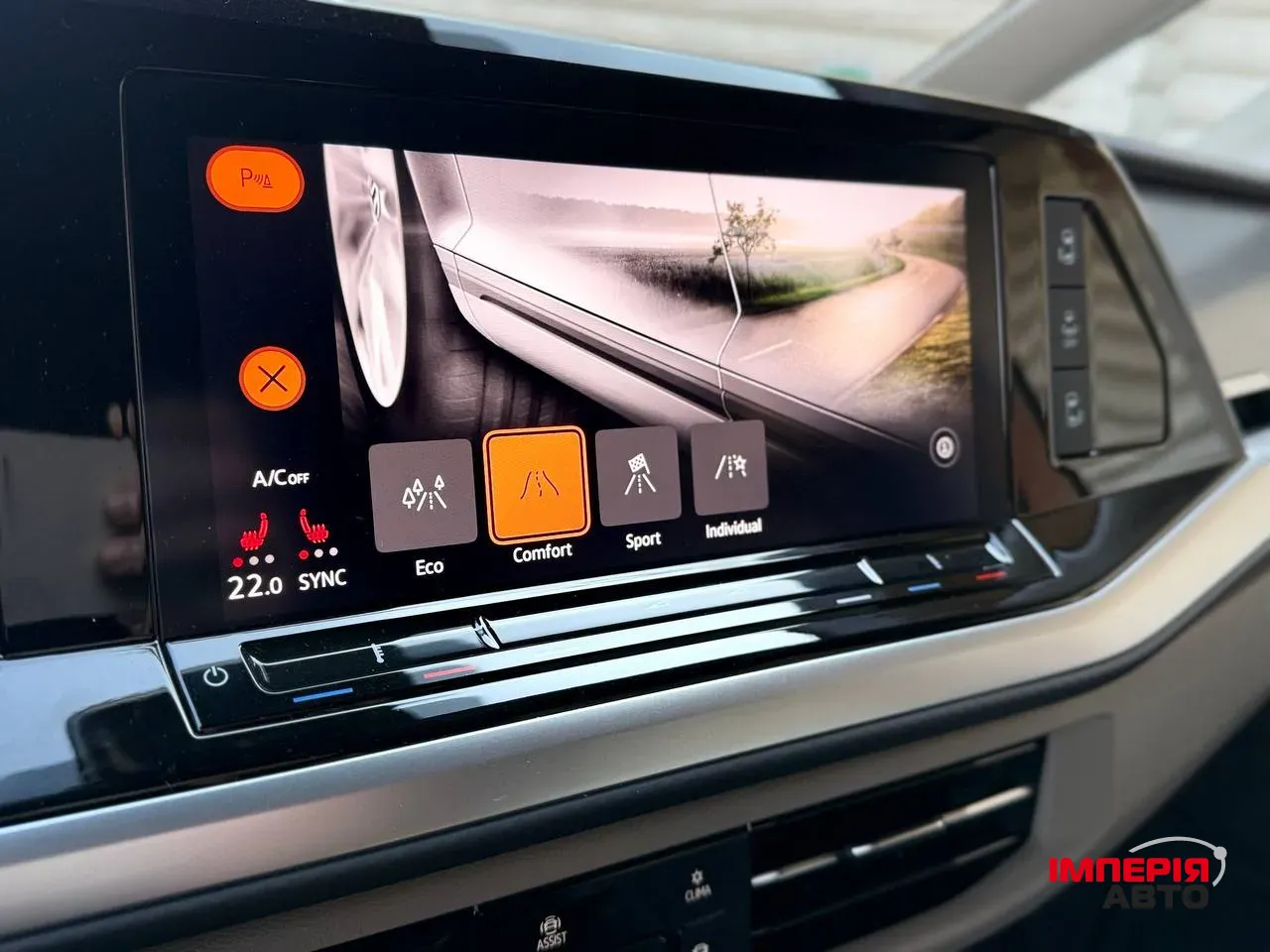 Volkswagen Multivan - фото 53