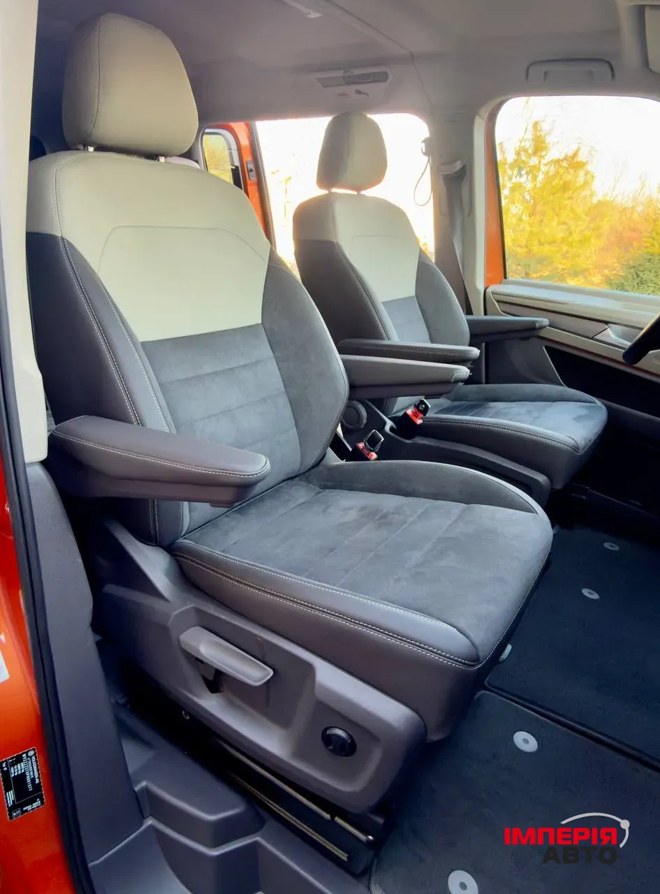 Volkswagen Multivan - фото 27